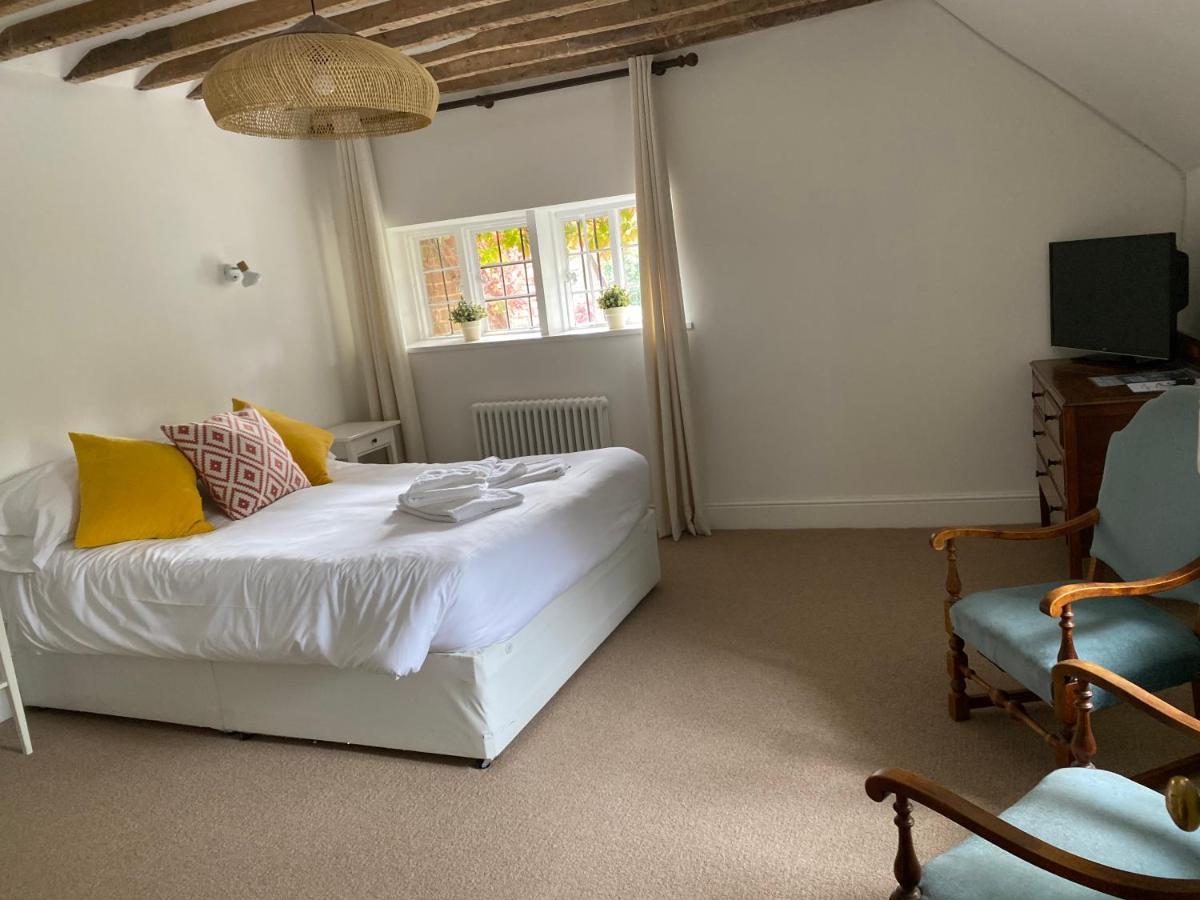 The Hundred Of Ashendon Bed & Breakfast วอดเดสดัน ห้อง รูปภาพ